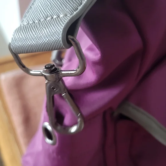 New lady's handbag. - Picture 7 of 12